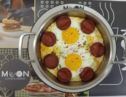 Sahanda Sucuklu Yumurta