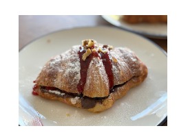 Orman Meyveli Kruvasan